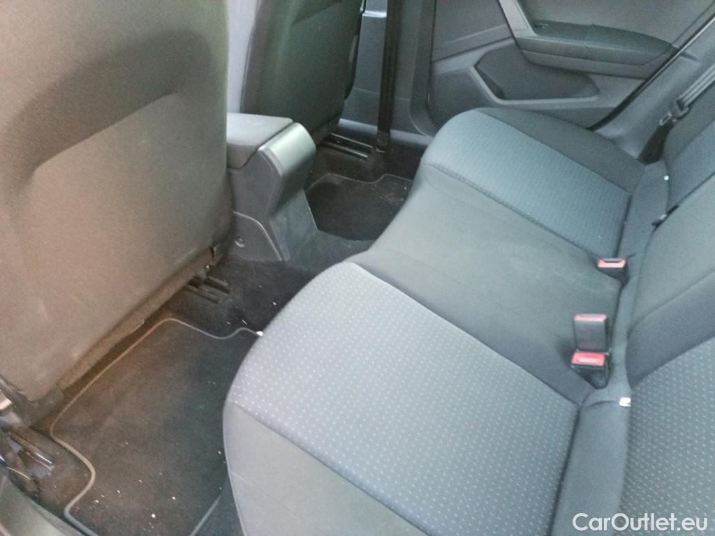  Seat  Arona SEAT  / 2017 / 5P / todoterreno 1.0 TSI 81kW (110CV) Style Plus (AC) #6