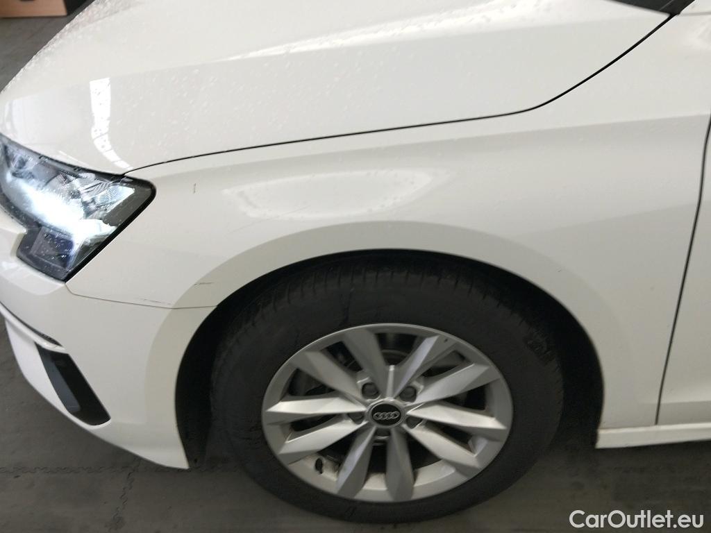  Audi  A3 AUDI  / 2020 / 5P / berlina con portón Sportback 30 TFSI 81kW (110CV) S tronic #11