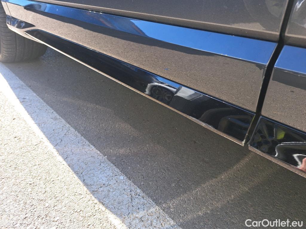  Audi  Q3 AUDI  Sportback / 2019 / 5P / todoterreno Black line 35 TDI 110kW (150CV) S tronic #25
