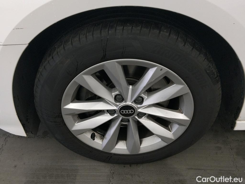  Audi  A3 AUDI  / 2020 / 5P / berlina con portón Sportback 30 TFSI 81kW (110CV) S tronic #9