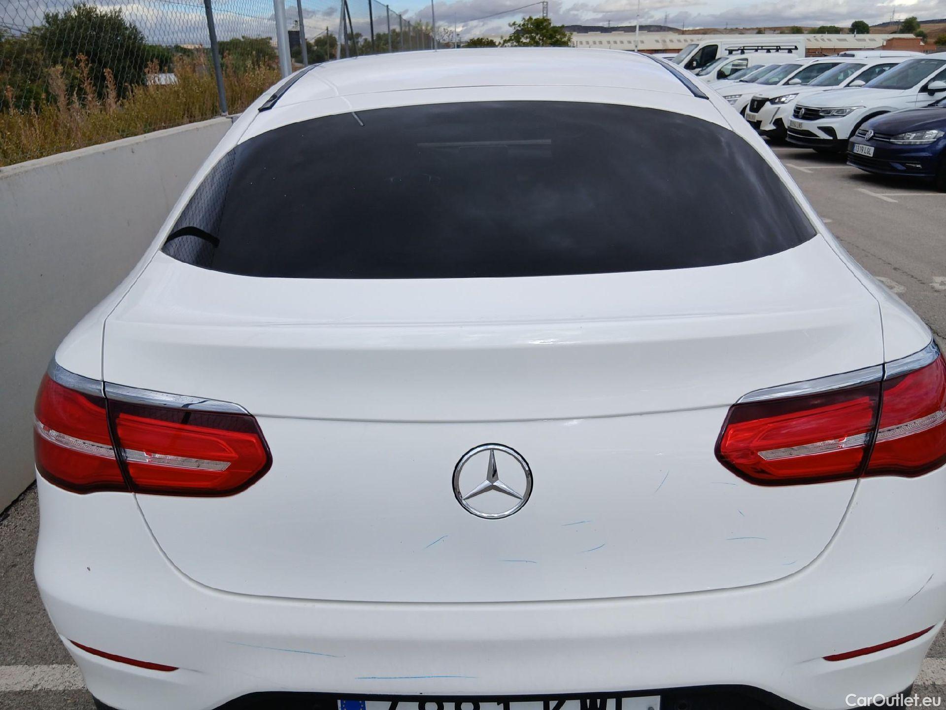  Mercedes  G-Klasee MERCEDES-BENZ GLC Coupé / 2016 / 5P / coupé GLC 220 d 4MATIC #27