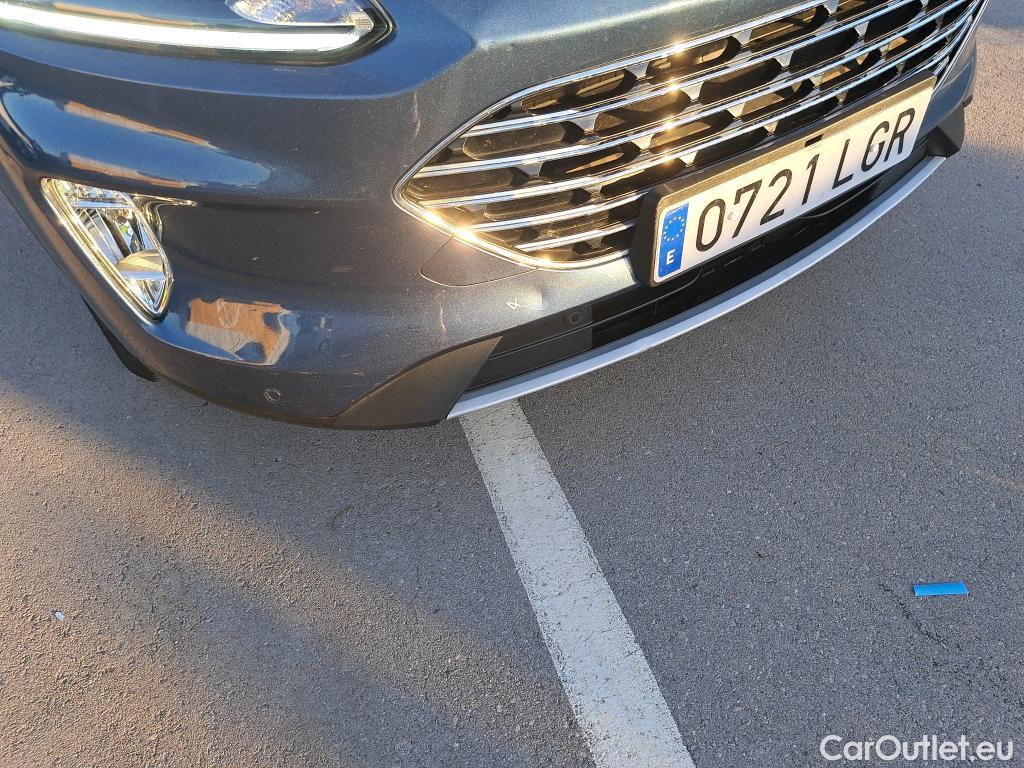  Ford  Kuga FORD  / 2019 / 5P / todoterreno Titanium 1.5 EcoBlue 88kW (120CV) #9
