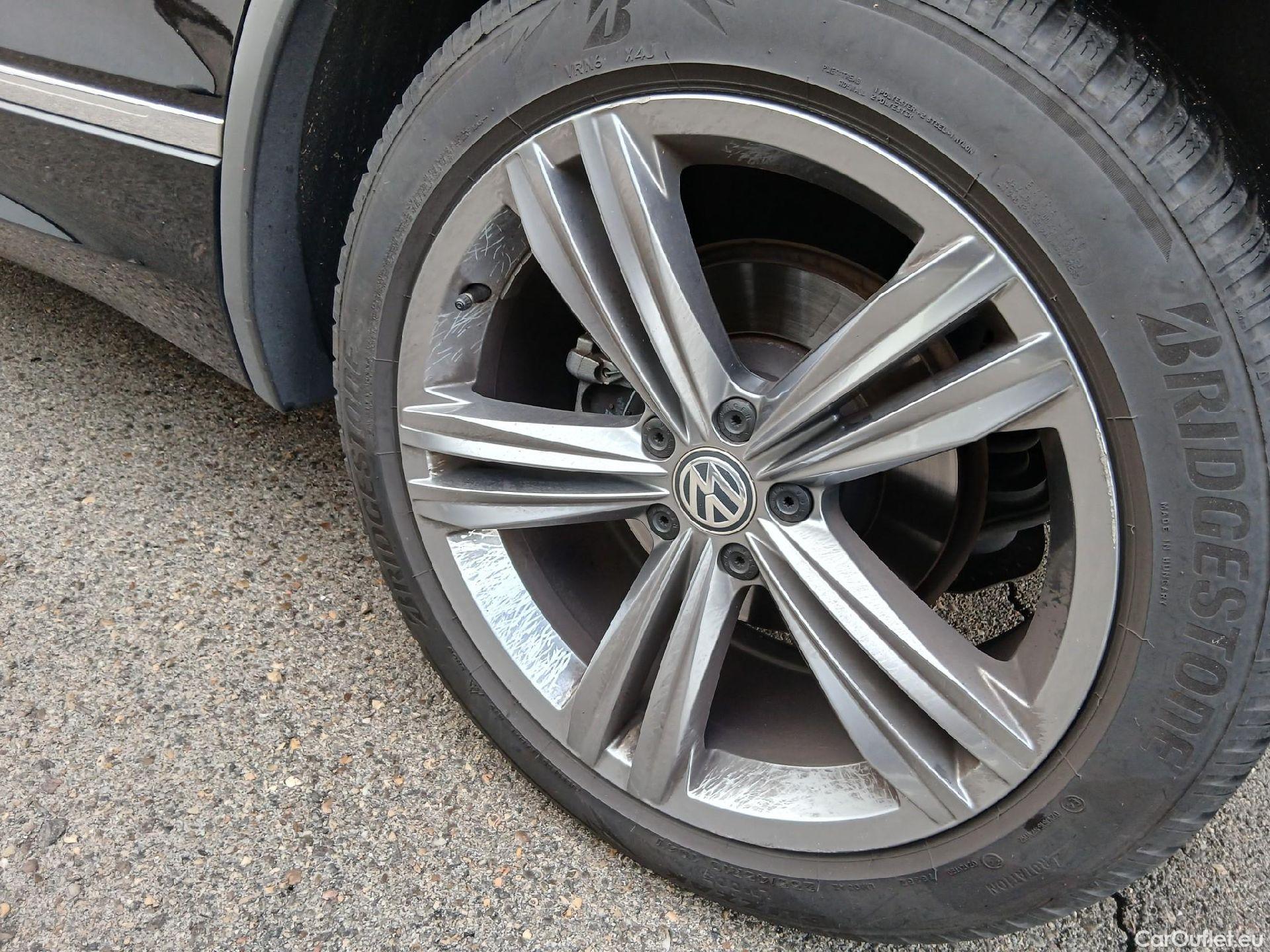  Volkswagen  Tiguan VOLKSWAGEN  / 2016 / 5P / todoterreno Advance 2.0 TDI 110kW (150CV) DSG #13