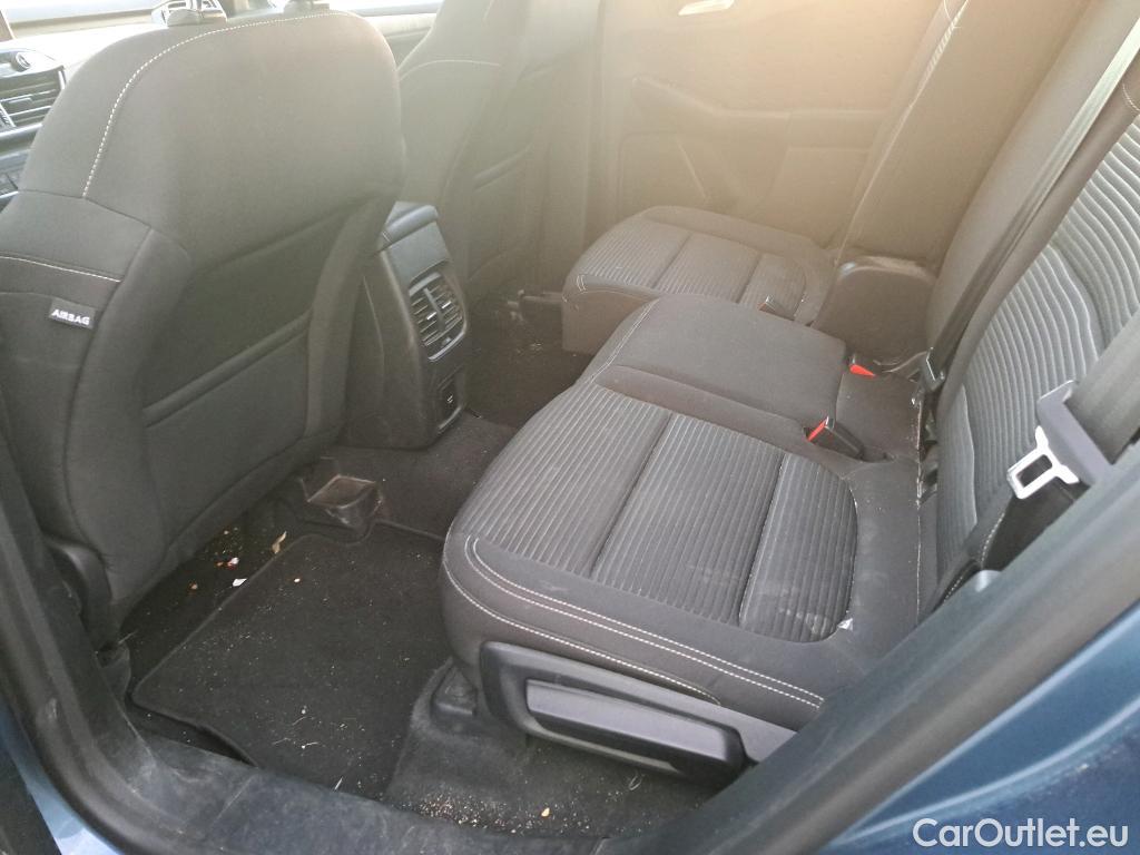  Ford  Kuga FORD  / 2019 / 5P / todoterreno Titanium 1.5 EcoBlue 88kW (120CV) #14