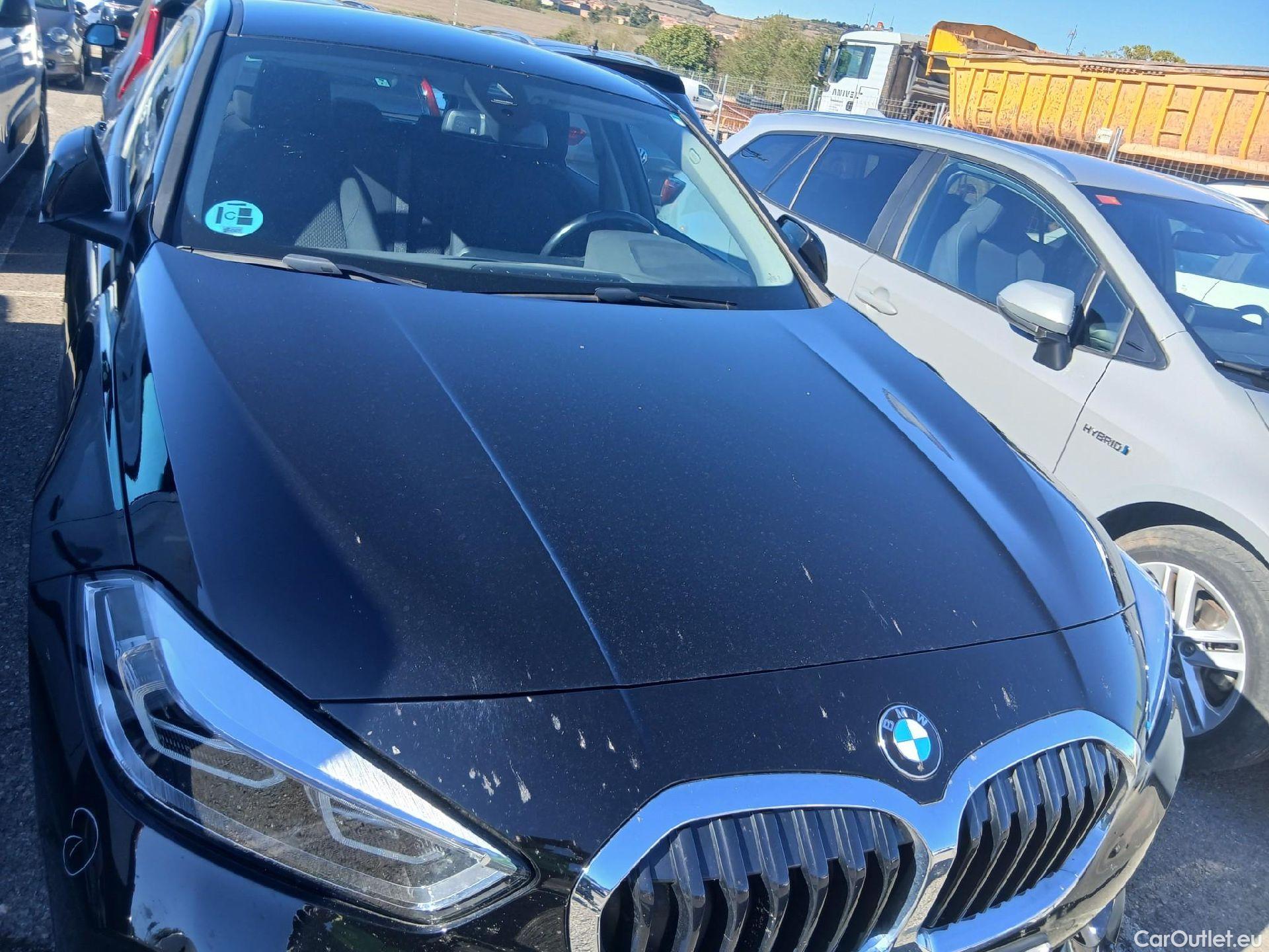  Bmw  Serie 1 BMW  / 2019 / 5P / berlina con portón 116d #4