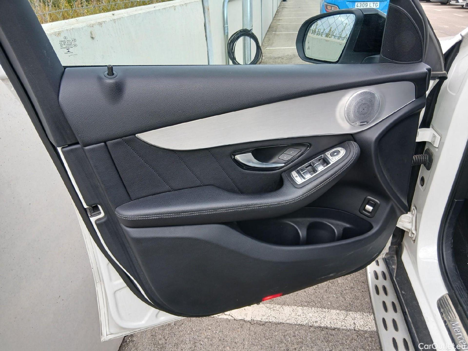  Mercedes  G-Klasee MERCEDES-BENZ GLC Coupé / 2016 / 5P / coupé GLC 220 d 4MATIC #12