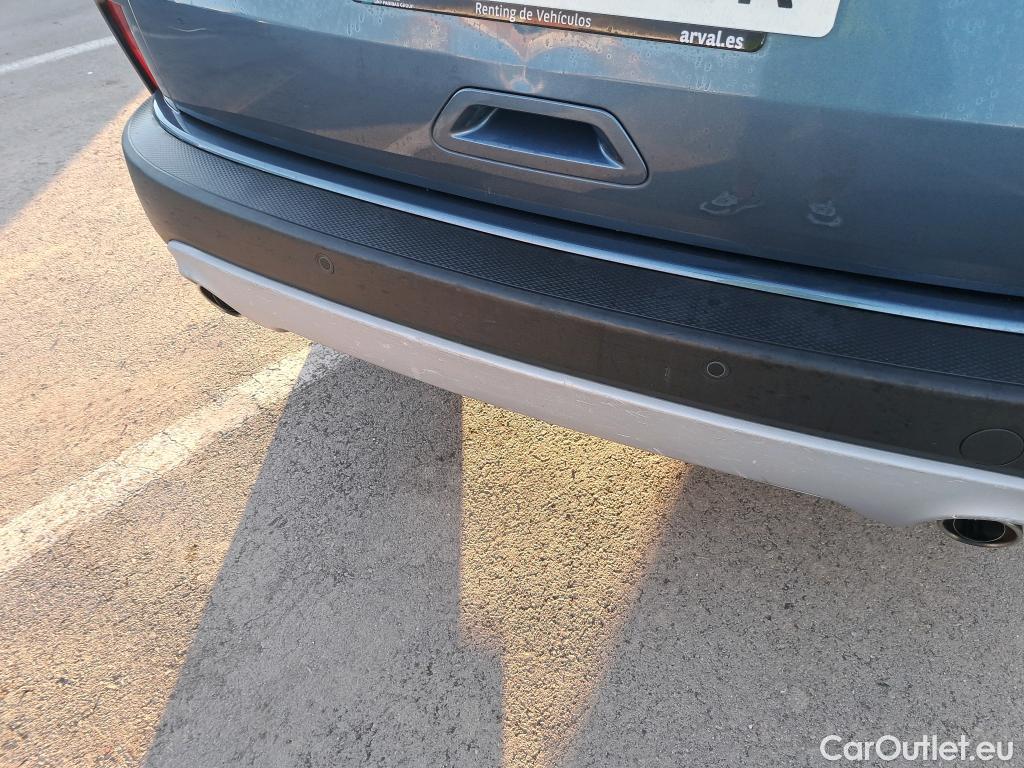  Ford  Kuga FORD  / 2019 / 5P / todoterreno Titanium 1.5 EcoBlue 88kW (120CV) #16