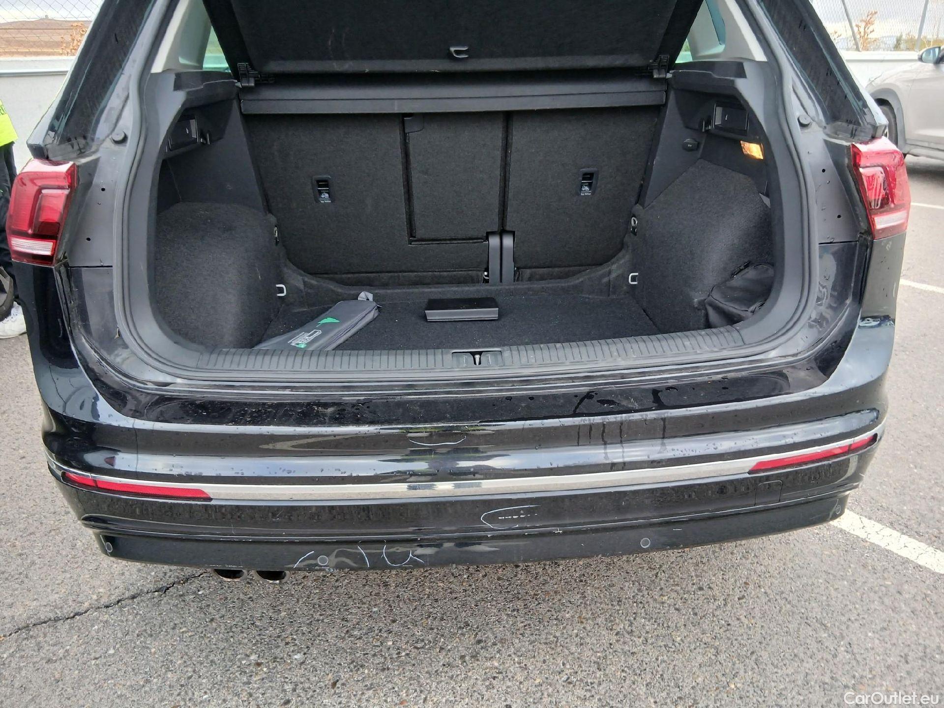  Volkswagen  Tiguan VOLKSWAGEN  / 2016 / 5P / todoterreno Advance 2.0 TDI 110kW (150CV) DSG #16