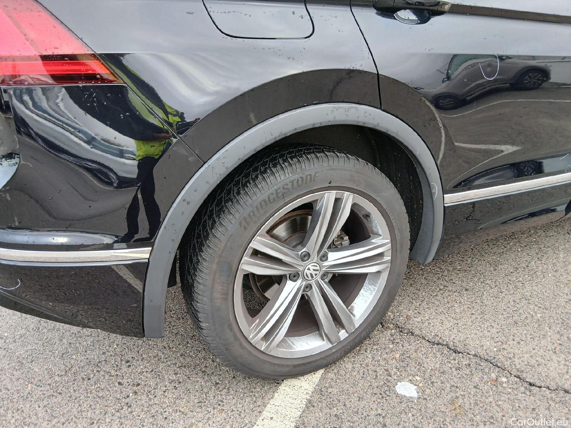  Volkswagen  Tiguan VOLKSWAGEN  / 2016 / 5P / todoterreno Advance 2.0 TDI 110kW (150CV) DSG #23