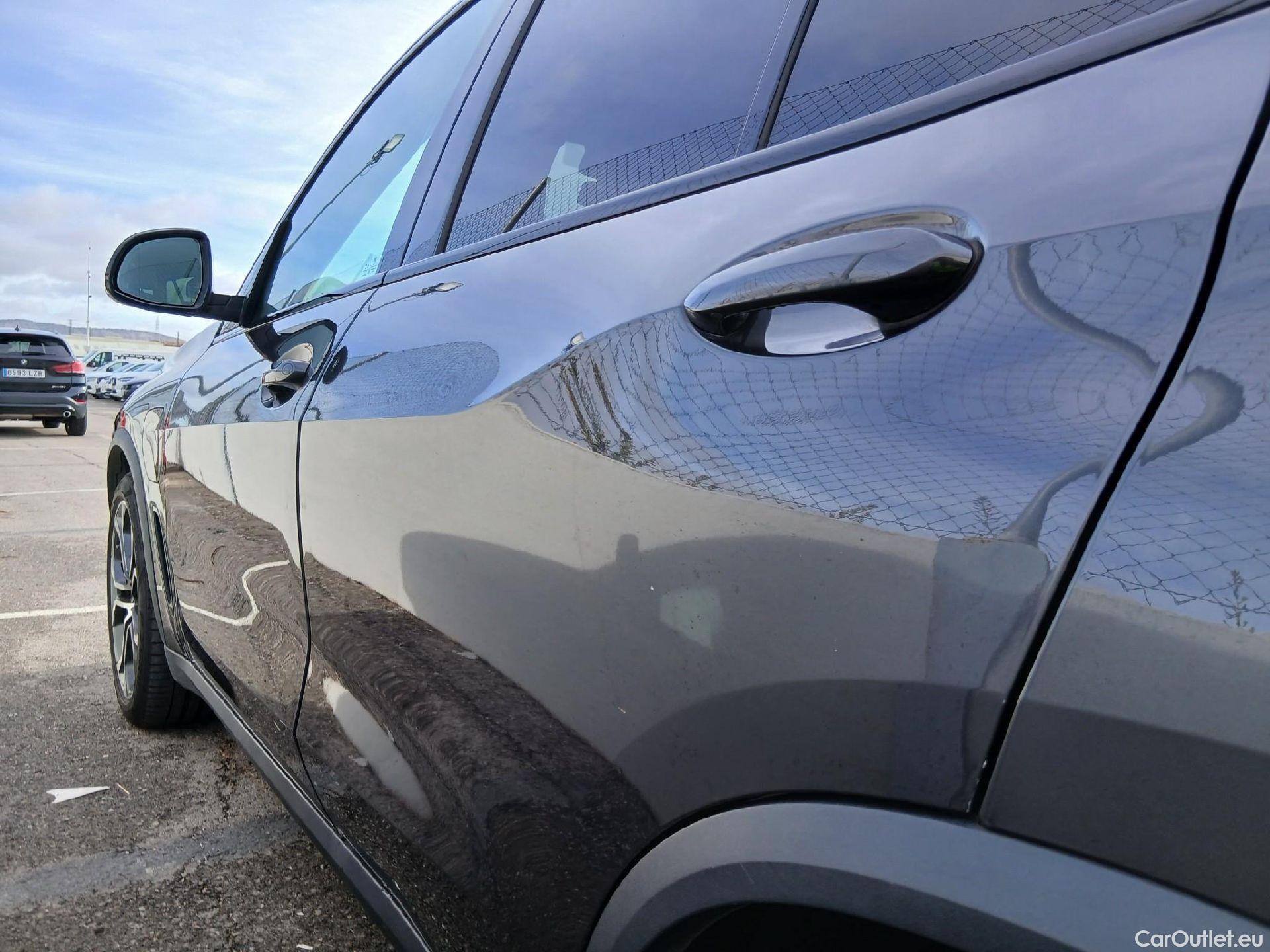  Bmw  X5 BMW  / 2018 / 5P / todoterreno xDrive45e (AC) #23