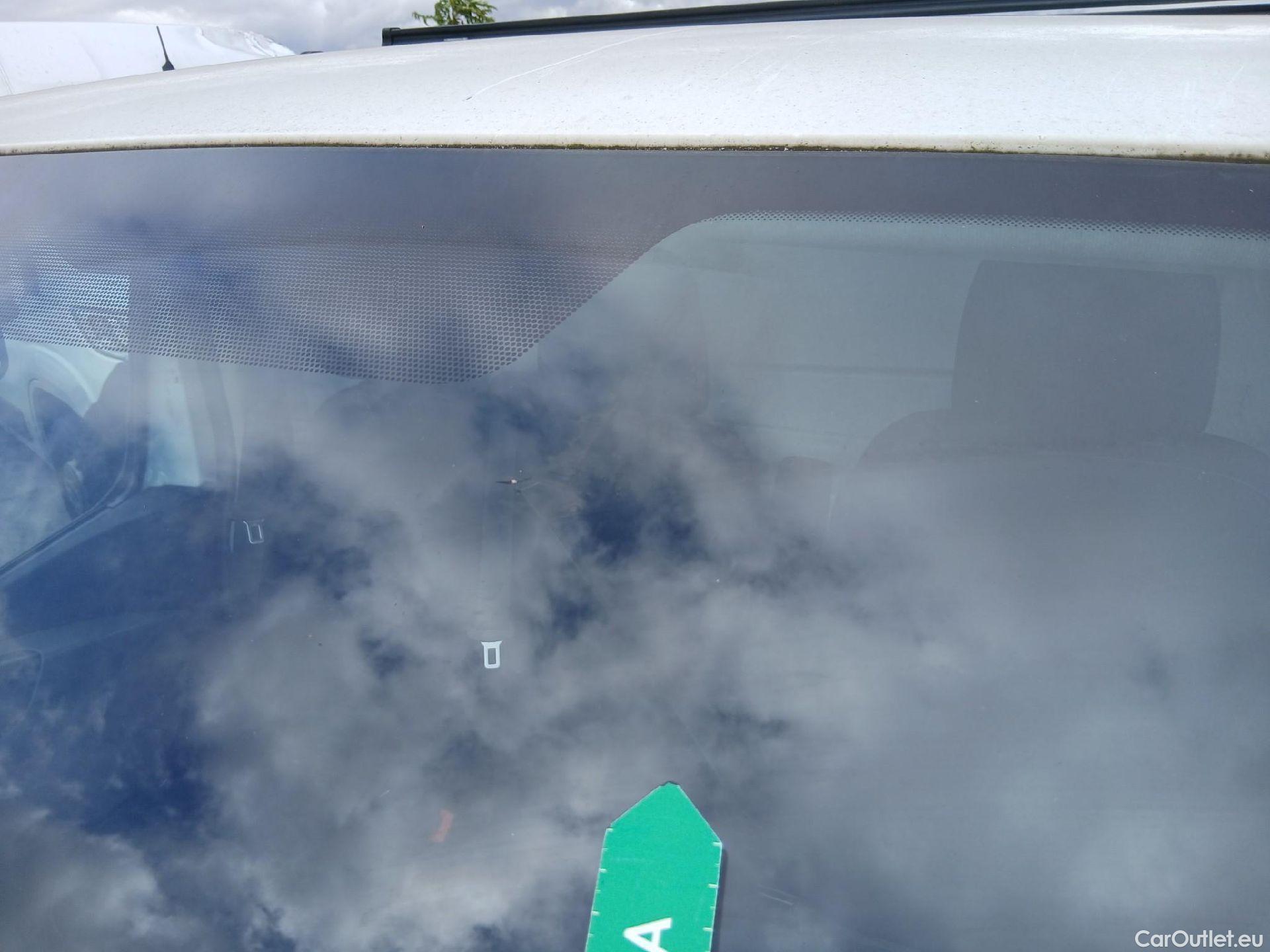 Renault  Trafic  III Furgón L1H1 2 7t 1.6 dCi 120CV MT6 E6 #2
