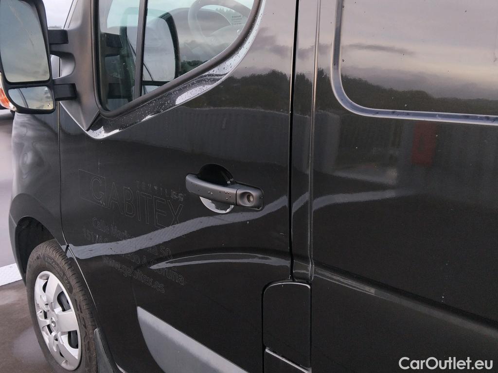 Nissan  NV400 NISSAN  / 2011 / 4P / furgón L3H2 3,5T 2.3dCi 99kW FWD Comfort #35