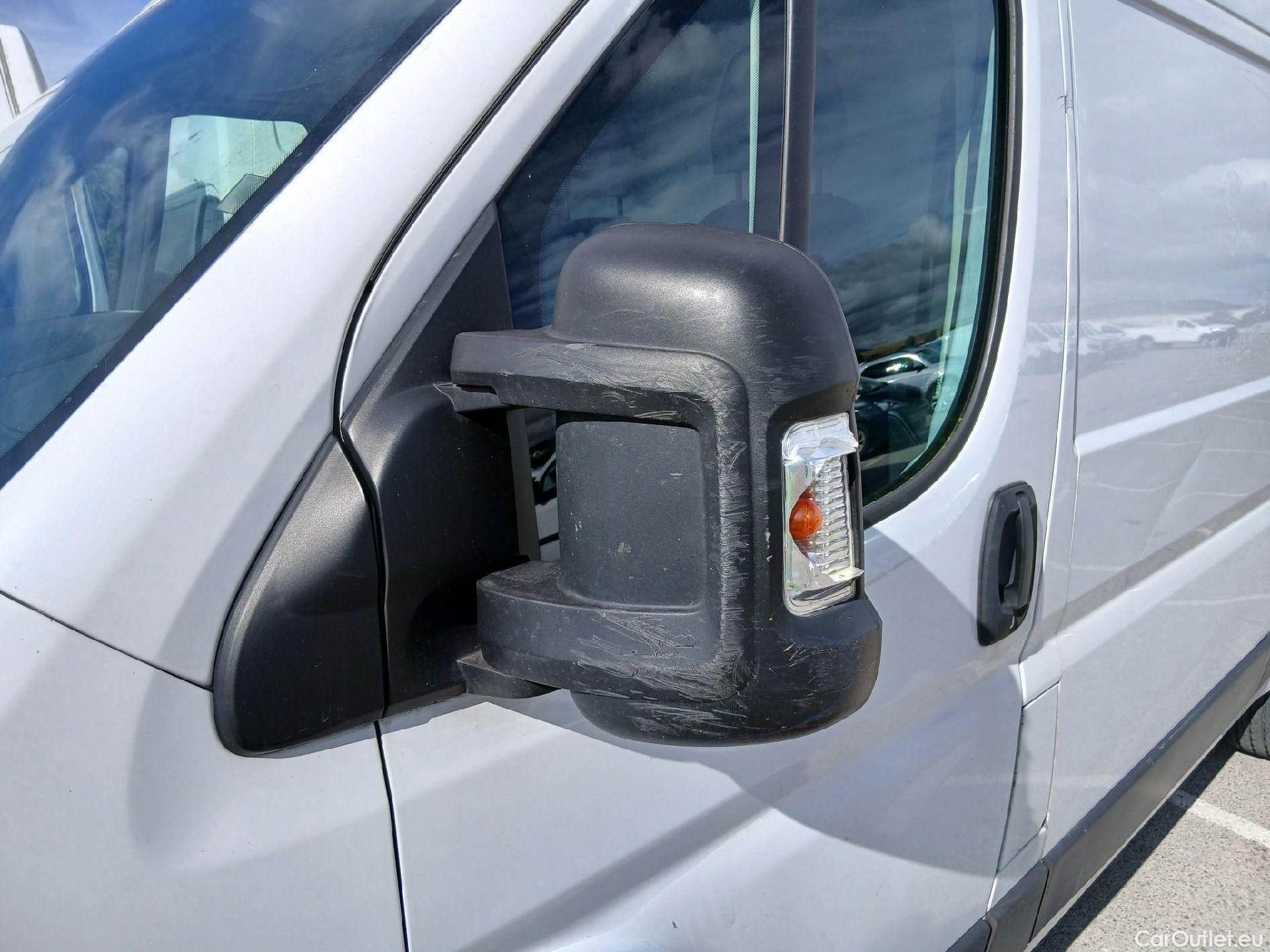  Peugeot  Boxer  Furgón Techo Elevado 333 L2H2 Pro BlueHDi 120 Stop&Start HDi #31