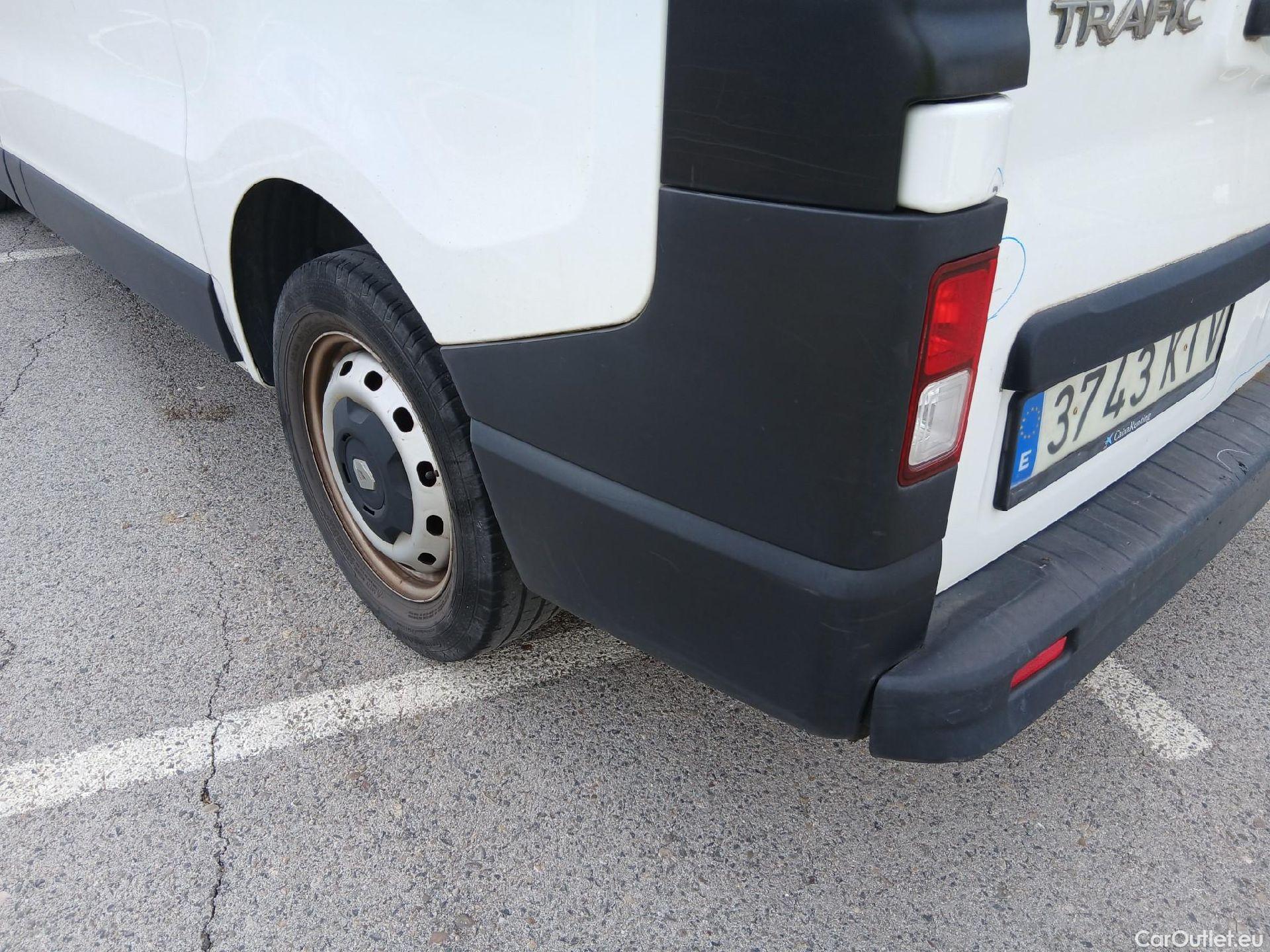 Renault  Trafic  III Furgón L1H1 2 7t 1.6 dCi 120CV MT6 E6 #25