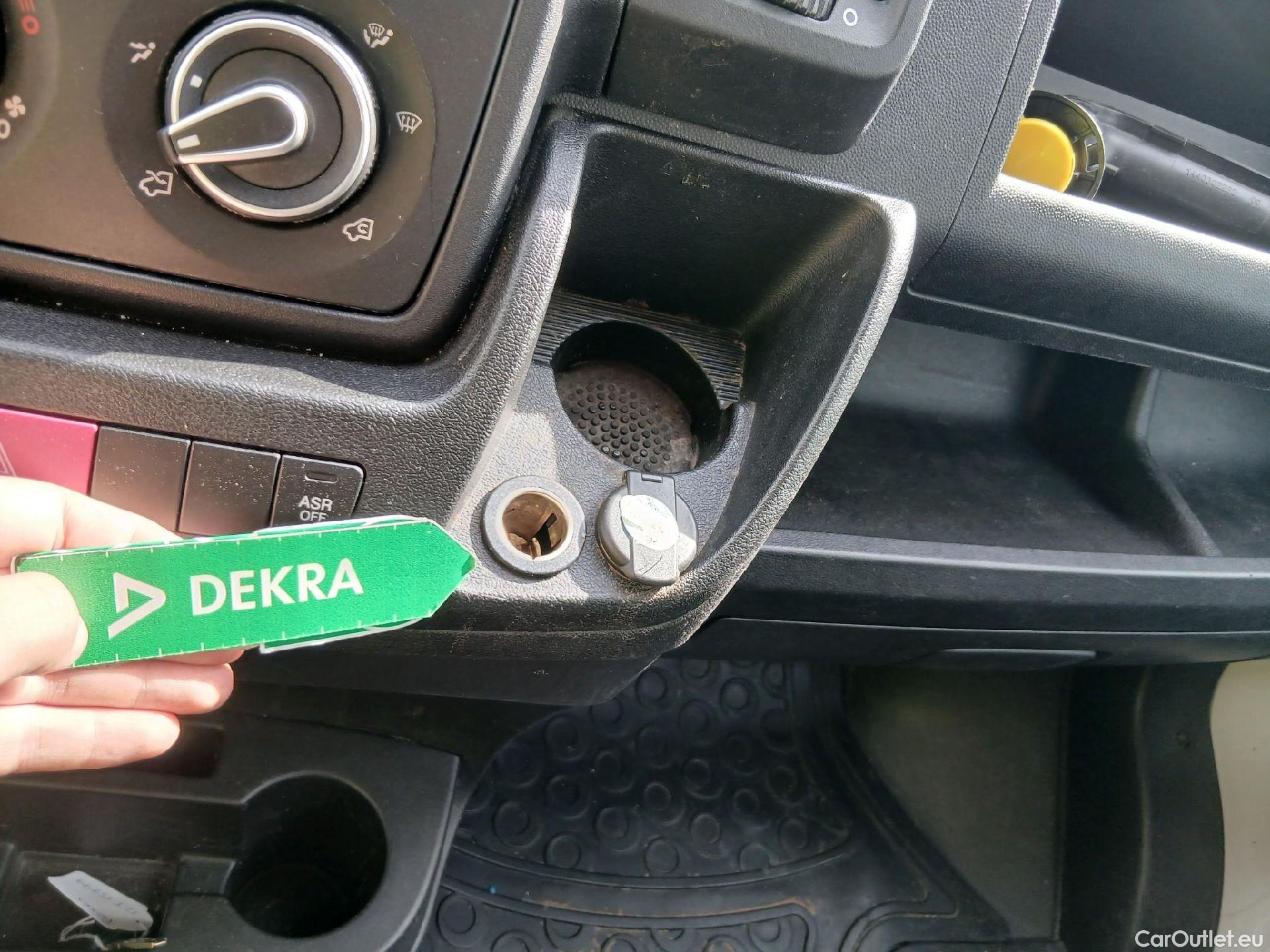  Peugeot  Boxer  Furgón Techo Elevado 333 L2H2 Pro BlueHDi 120 Stop&Start HDi #1