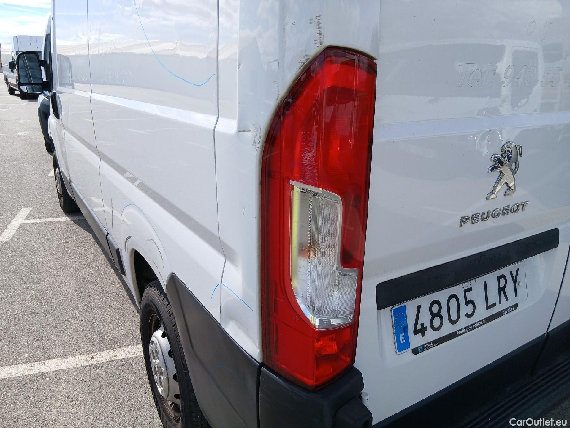  Peugeot  Boxer  Furgón Techo Elevado 333 L2H2 Pro BlueHDi 120 Stop&Start HDi #48