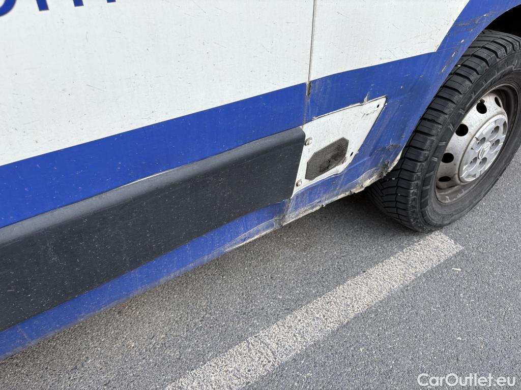  Citroen  Jumper CITROEN  / 2014 / 4P / furgón BlueHDi 103KW (140CV) Furgón 33L2H1  #12