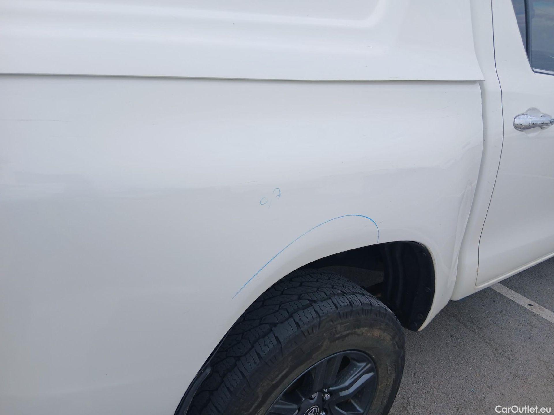  Toyota  Hilux TOYOTA  / 2020 / 4P / pickup 2.4 D-4D Cabina Doble GX Plus #22