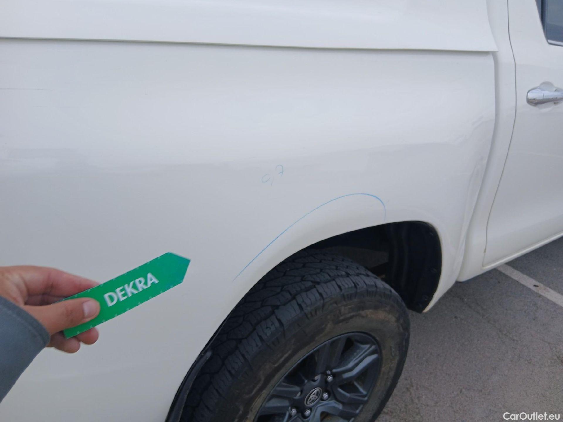  Toyota  Hilux TOYOTA  / 2020 / 4P / pickup 2.4 D-4D Cabina Doble GX Plus #21