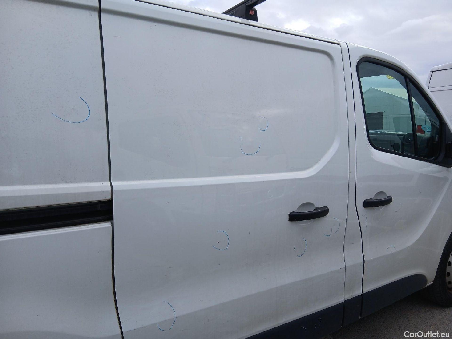  Renault  Trafic  III Furgón L1H1 2 7t 1.6 dCi 120CV MT6 E6 #54