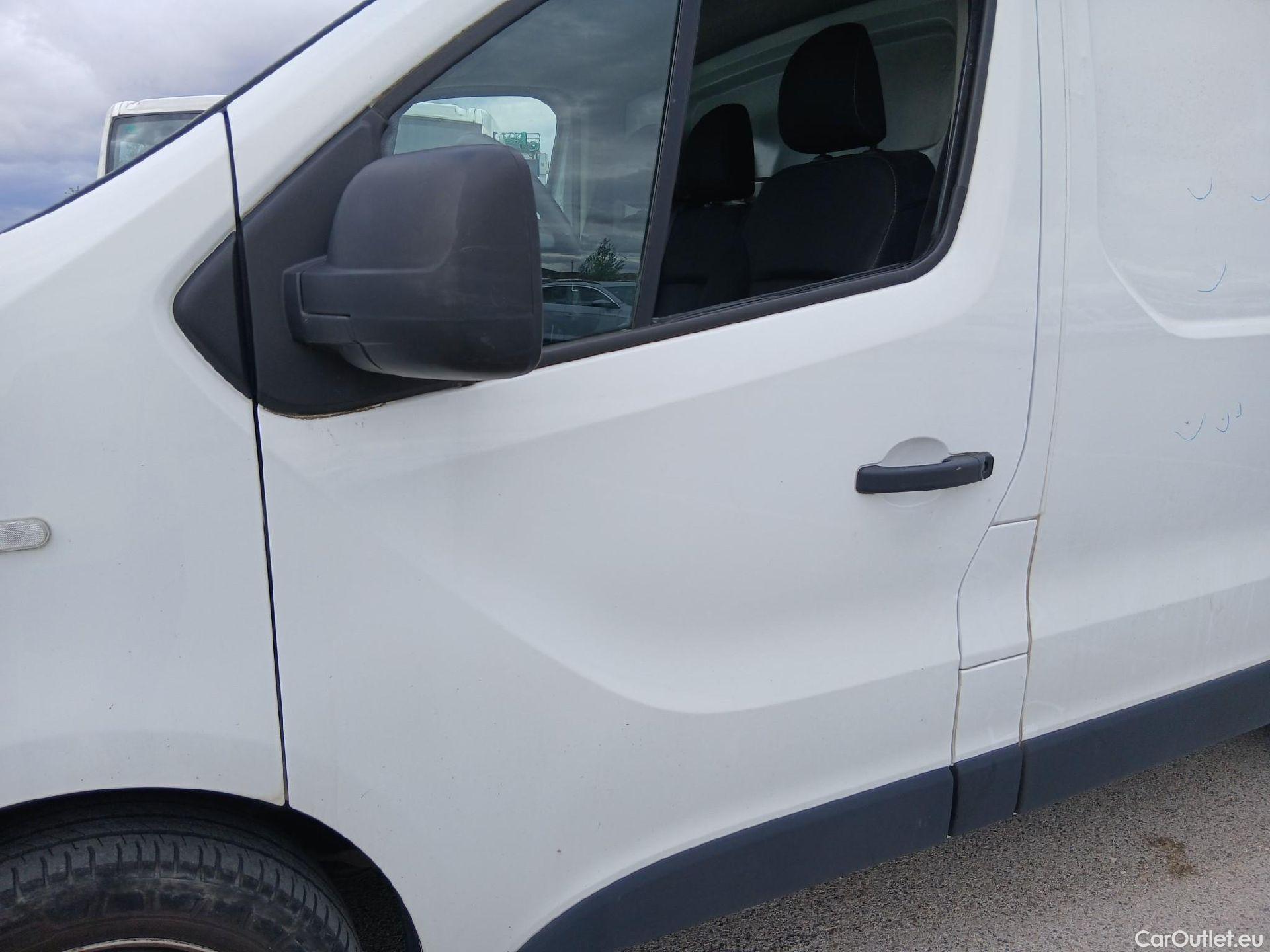  Renault  Trafic  III Furgón L1H1 2 7t 1.6 dCi 120CV MT6 E6 #16