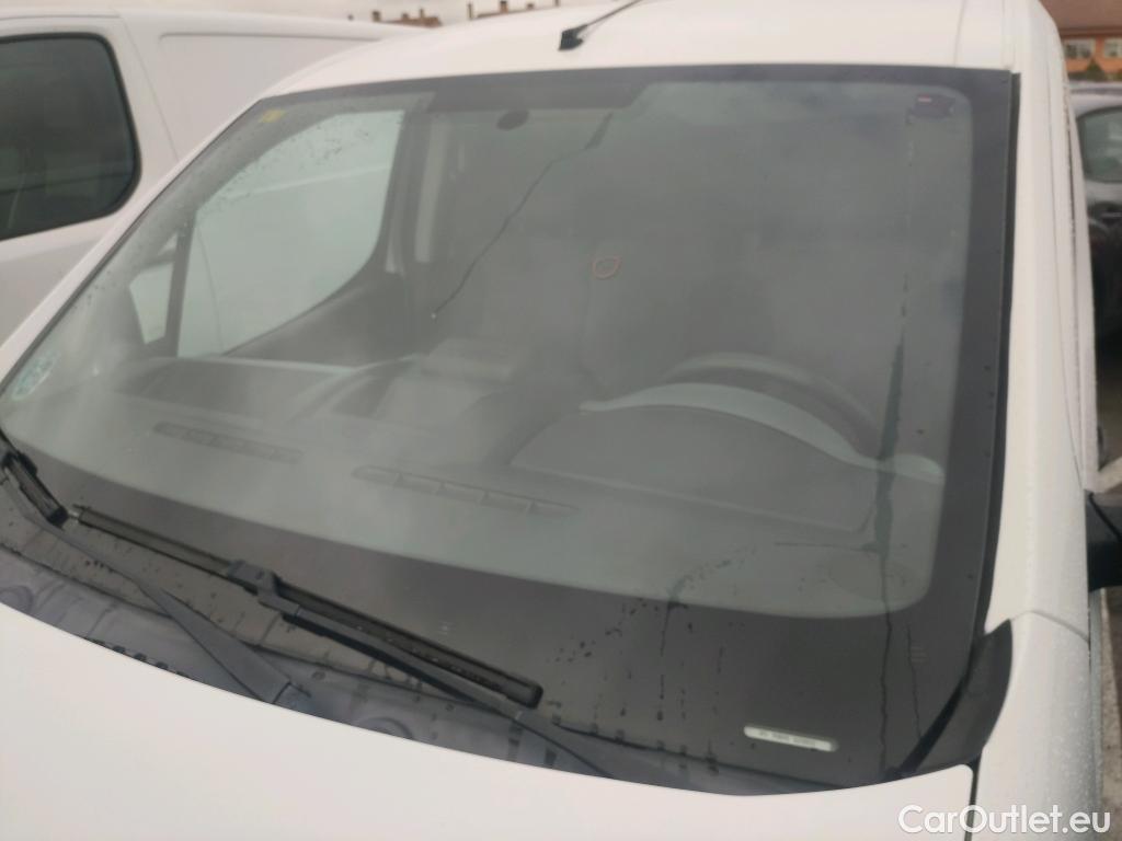  Peugeot  Partner PEUGEOT  VU 4p 2G furgón derivado de Furgón Confort PackL2 BlueHDi 73KW (100) #1