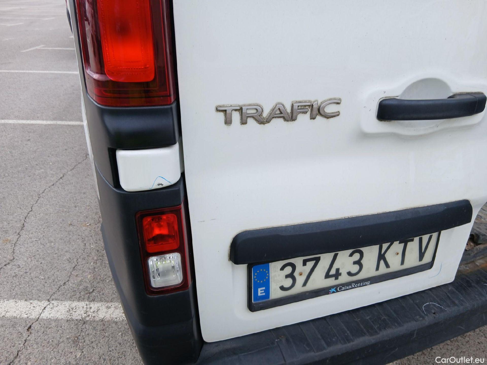  Renault  Trafic  III Furgón L1H1 2 7t 1.6 dCi 120CV MT6 E6 #23