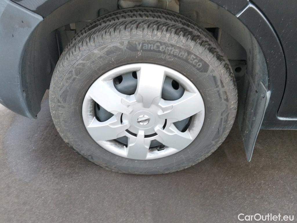  Nissan  NV400 NISSAN  / 2011 / 4P / furgón L3H2 3,5T 2.3dCi 99kW FWD Comfort #24