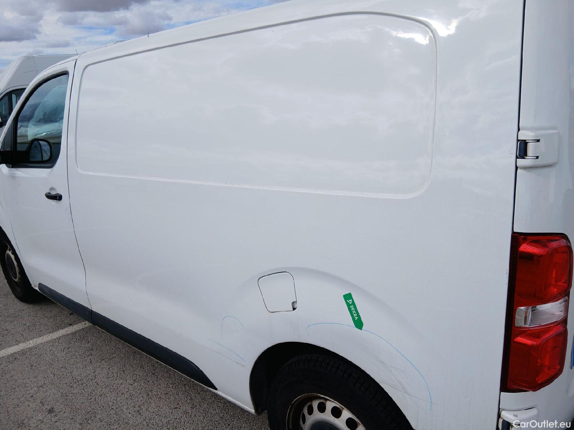  Opel  Vivaro OPEL  / 2019 / 4P / furgón 1.5 Diésel 74kW (100CV) M Std Express (CX) #17
