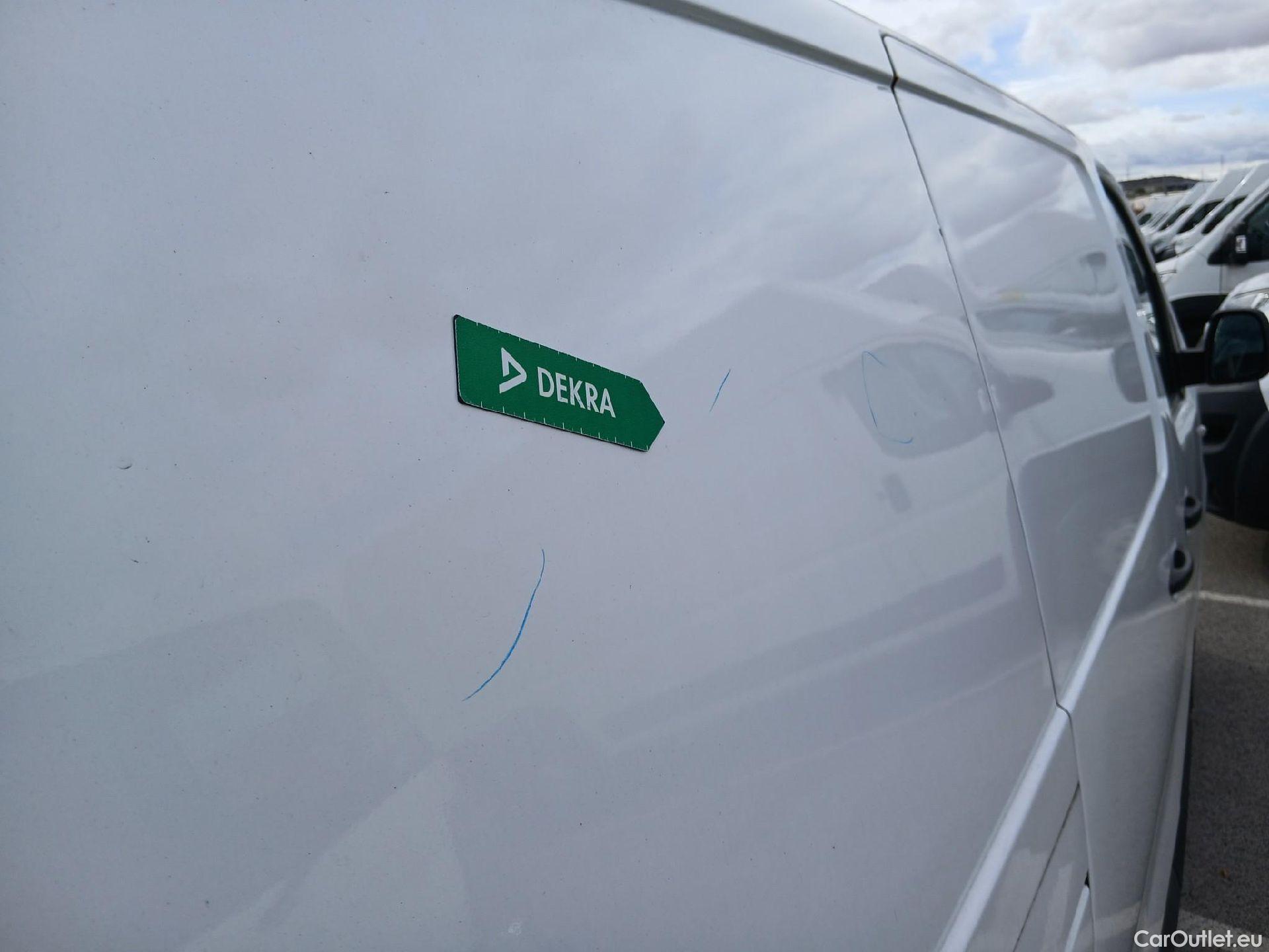  Opel  Vivaro OPEL  / 2019 / 4P / furgón 1.5 Diésel 74kW (100CV) M Std Express (CX) #33