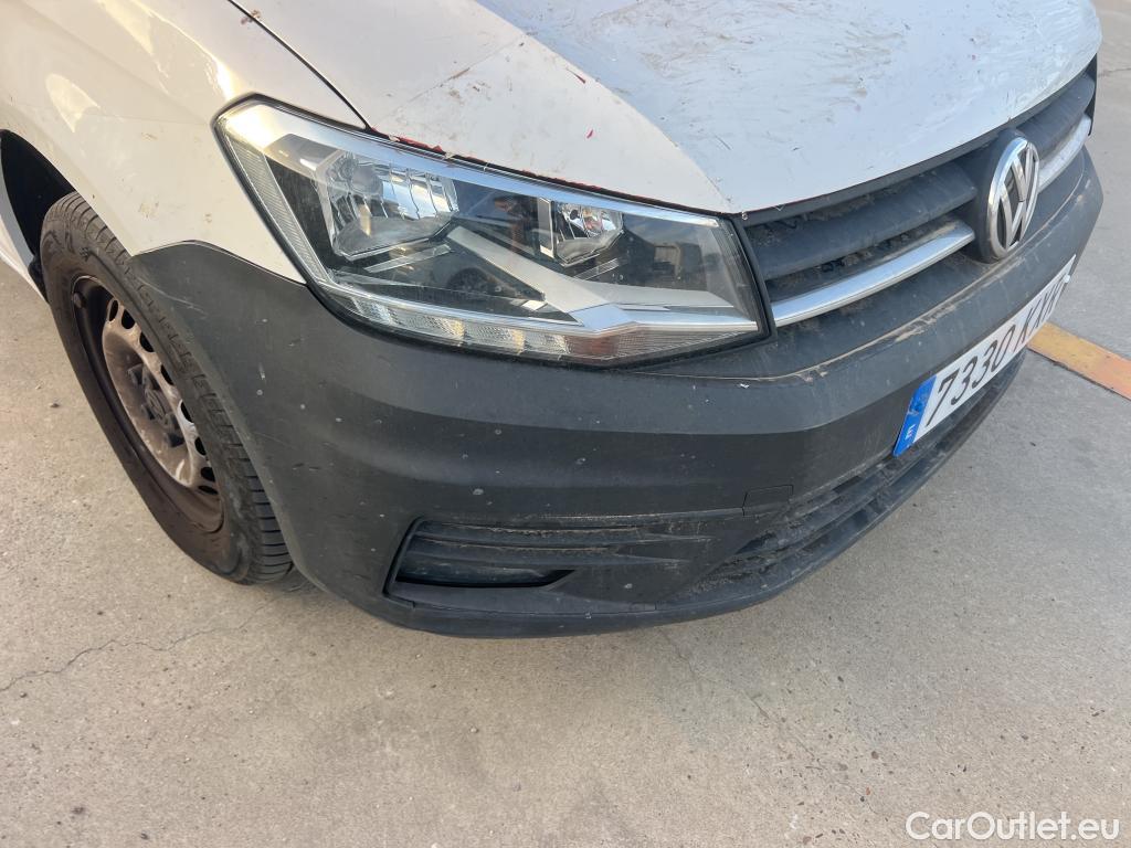  Volkswagen  Caddy VOLKSWAGEN  / 2015 / 4P / furgón derivado de turismo Profesional Furgón 2.0 TDI 55kW BMT #38