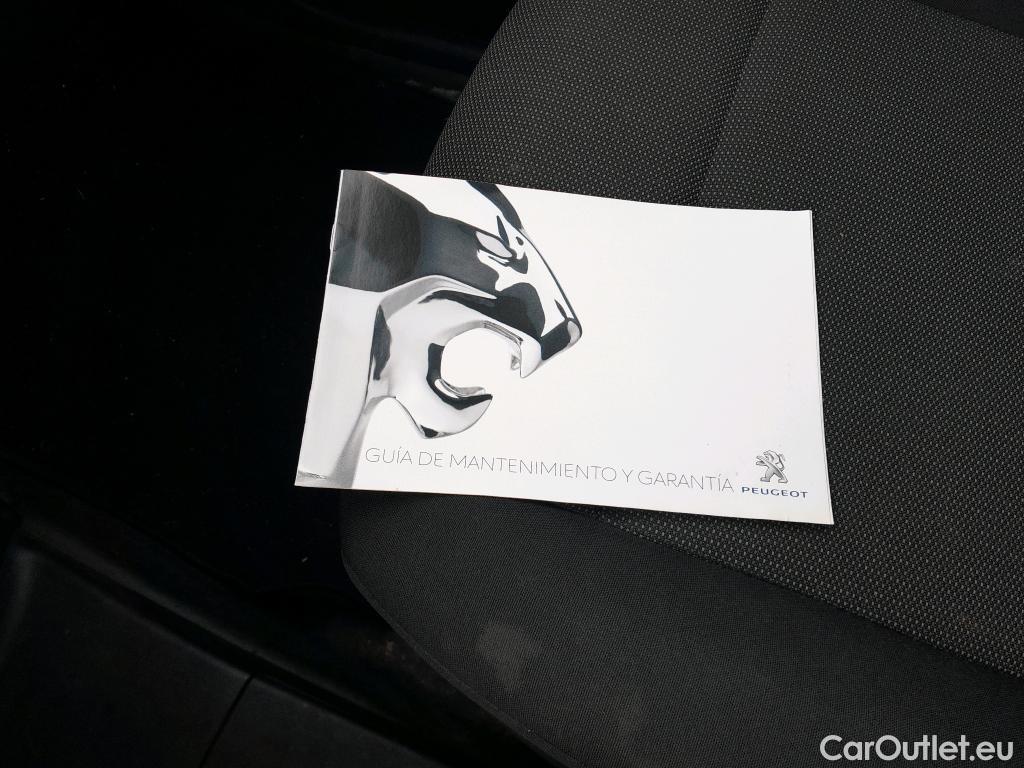  Peugeot  Partner PEUGEOT  / 2018 / 4P / furgón derivado de turismo Premium Standard 600kg BlueHDi 73kW #31