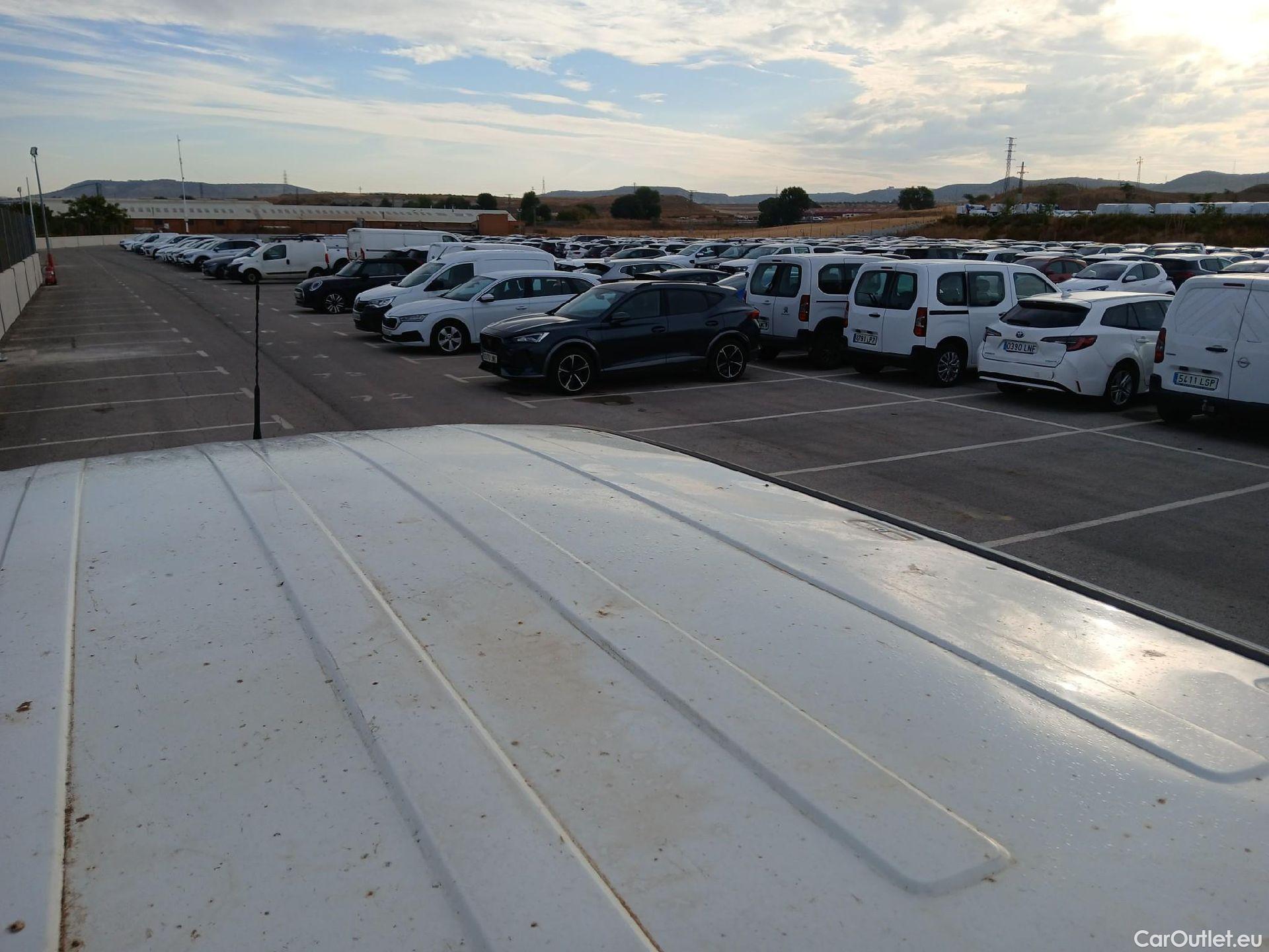  Fiat  Doblo FIAT Doblò Cargo/2015/4P/furgón derivado de turismo Cargo SX 1.6 Mjet 66kW (90CV) (AC) #1