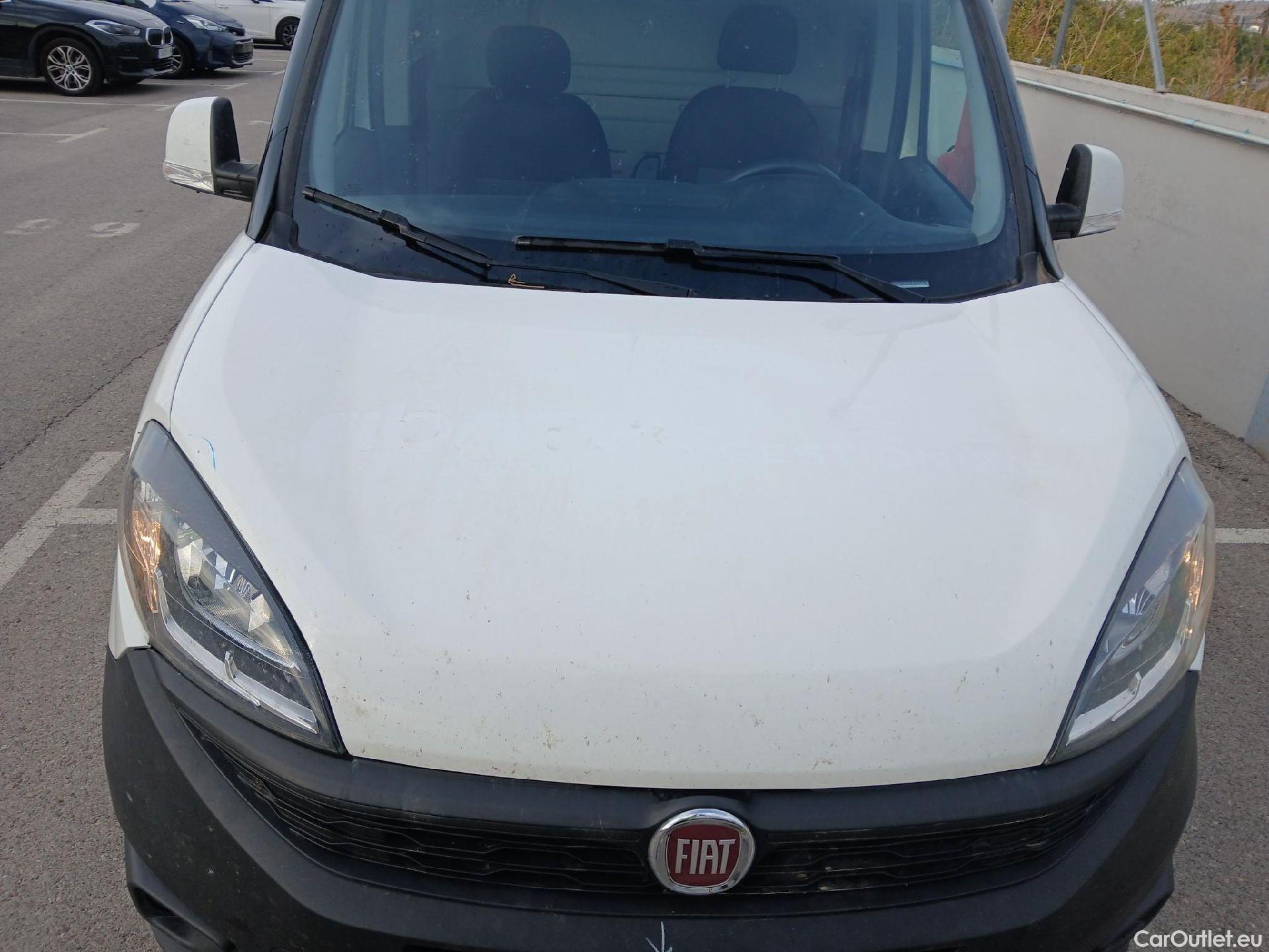  Fiat  Doblo FIAT Doblò Cargo/2015/4P/furgón derivado de turismo Cargo SX 1.6 Mjet 66kW (90CV) (AC) #15