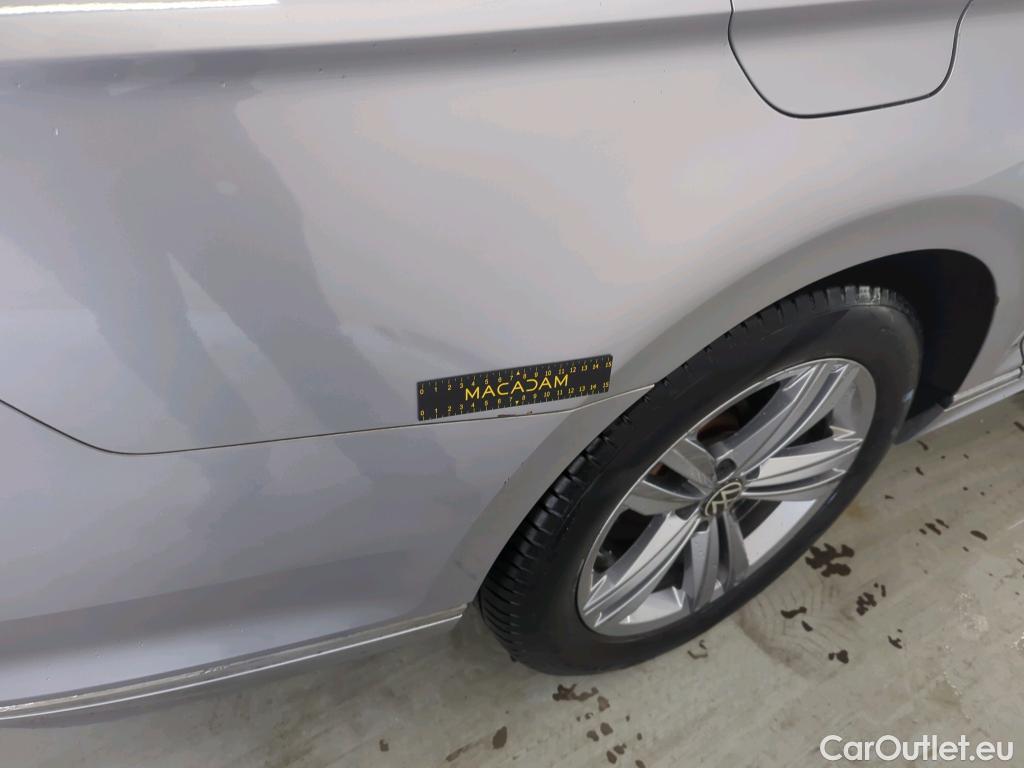 Volkswagen  Passat Volkswagen  Variant 1.5 TSI 7-DSG Elegance Business R 5d #37