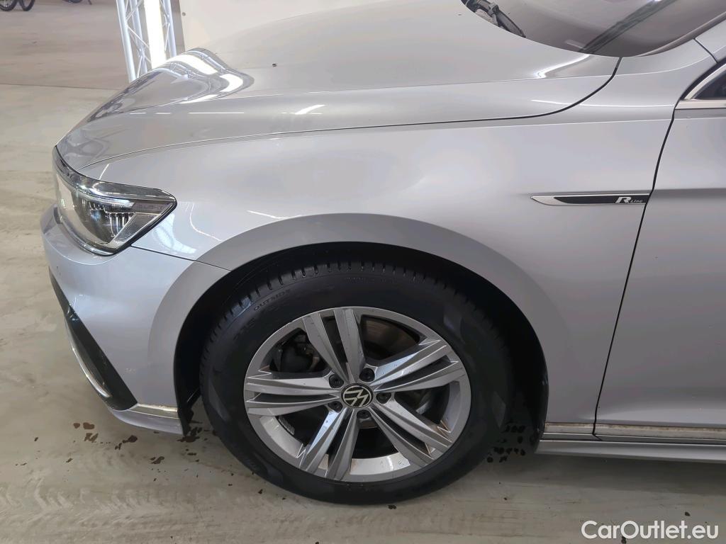 Volkswagen  Passat Volkswagen  Variant 1.5 TSI 7-DSG Elegance Business R 5d #16