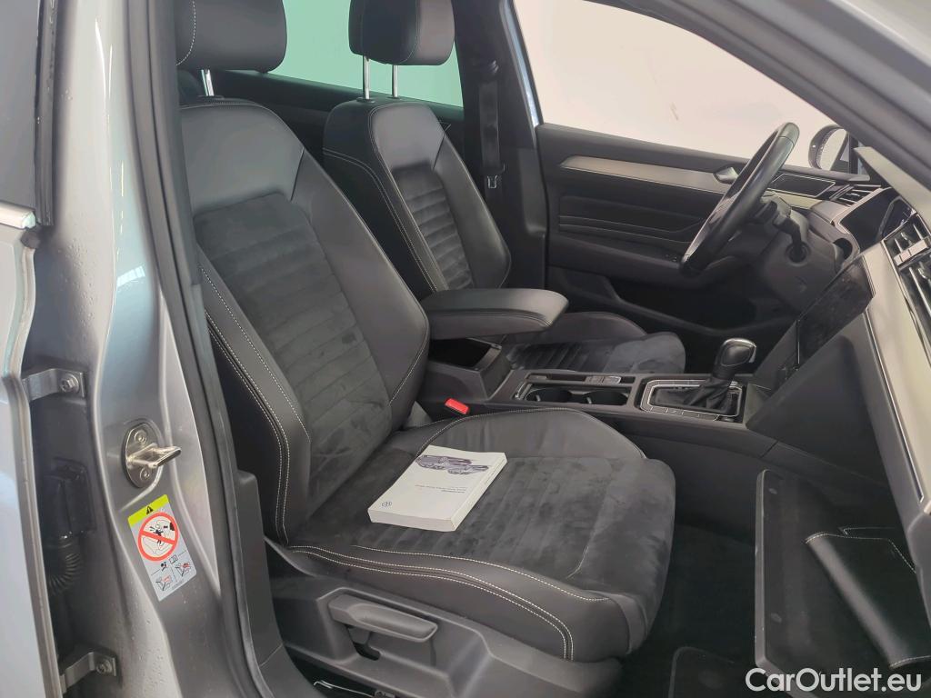 Volkswagen  Passat Volkswagen  Variant 1.5 TSI 7-DSG Elegance Business R 5d #3
