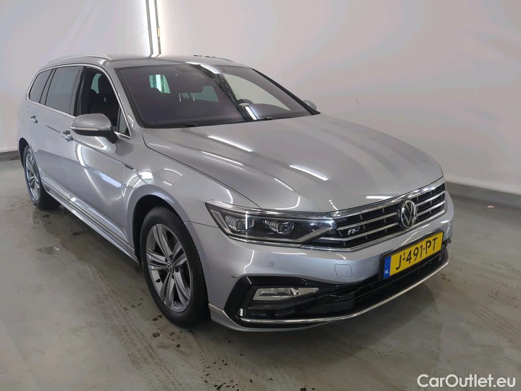 Volkswagen  Passat Volkswagen  Variant 1.5 TSI 7-DSG Elegance Business R 5d #25