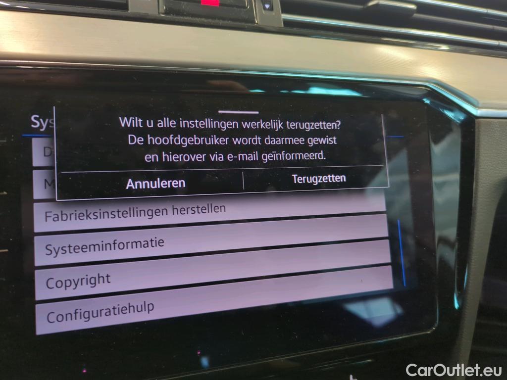 Volkswagen  Passat Volkswagen  Variant 1.5 TSI 7-DSG Elegance Business R 5d #12