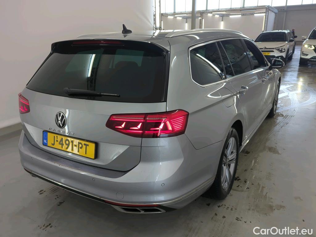 Volkswagen  Passat Volkswagen  Variant 1.5 TSI 7-DSG Elegance Business R 5d #2