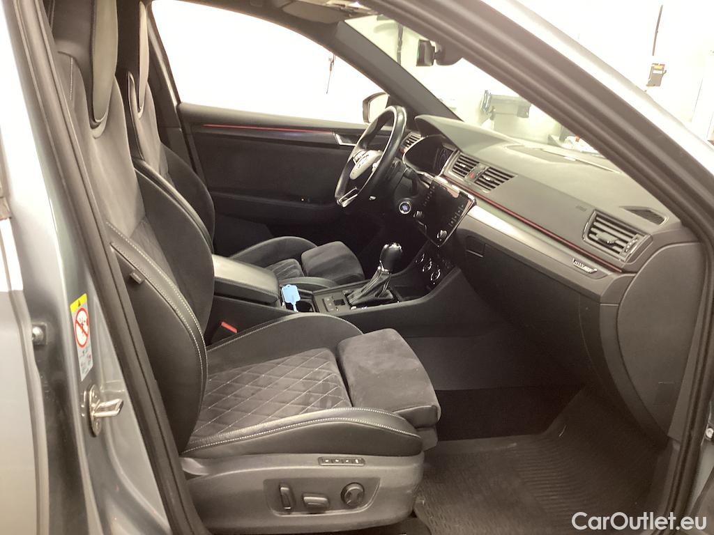 Skoda  Superb iV Plug-In Sportline Drag Värmare #7