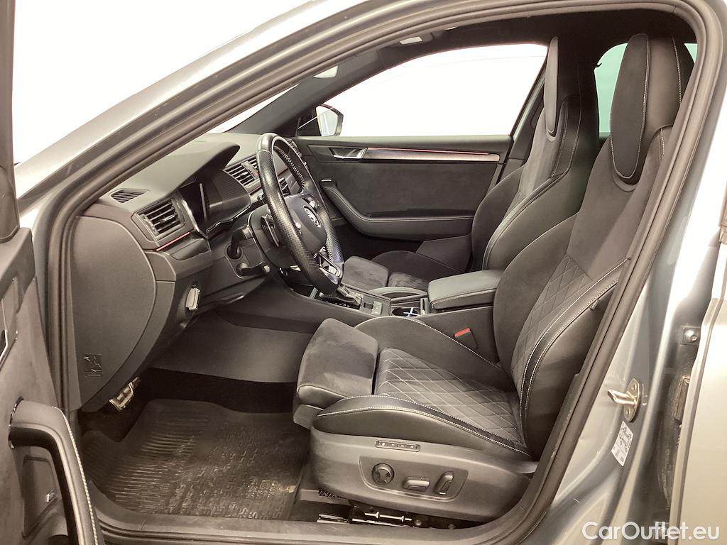 Skoda  Superb iV Plug-In Sportline Drag Värmare #10