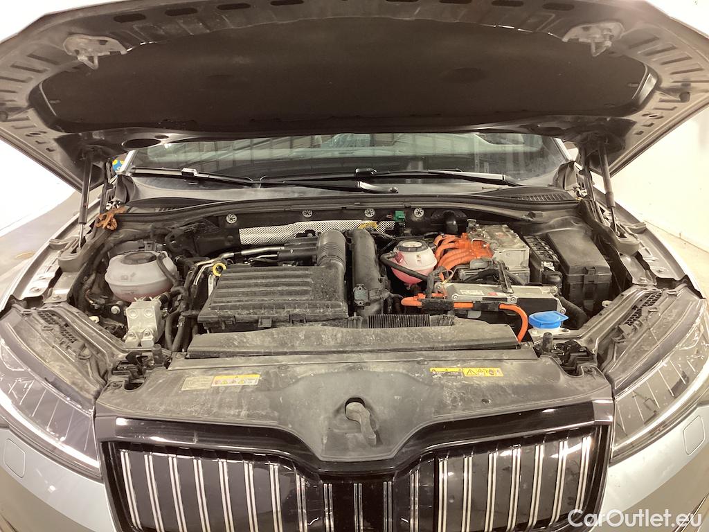 Skoda  Superb iV Plug-In Sportline Drag Värmare #12