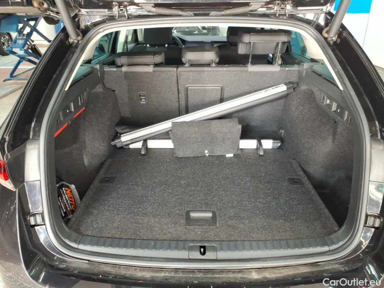 Skoda  Octavia Combi 2.0 TDI DSG First Edition Automatic Diesel  23 #5