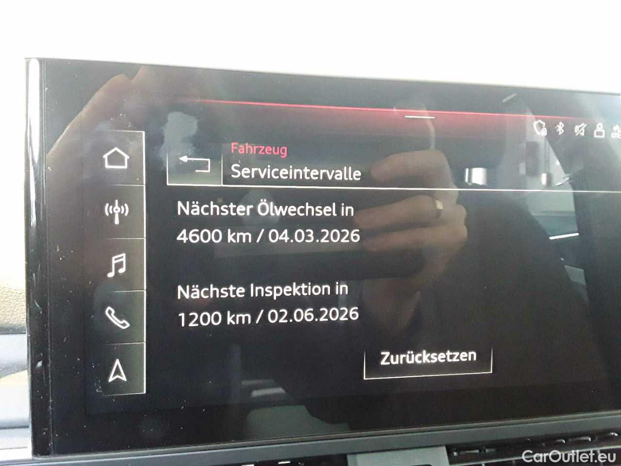 Audi  A4 30 TDI S tronic - Automatic Diesel/Electric  39 #21