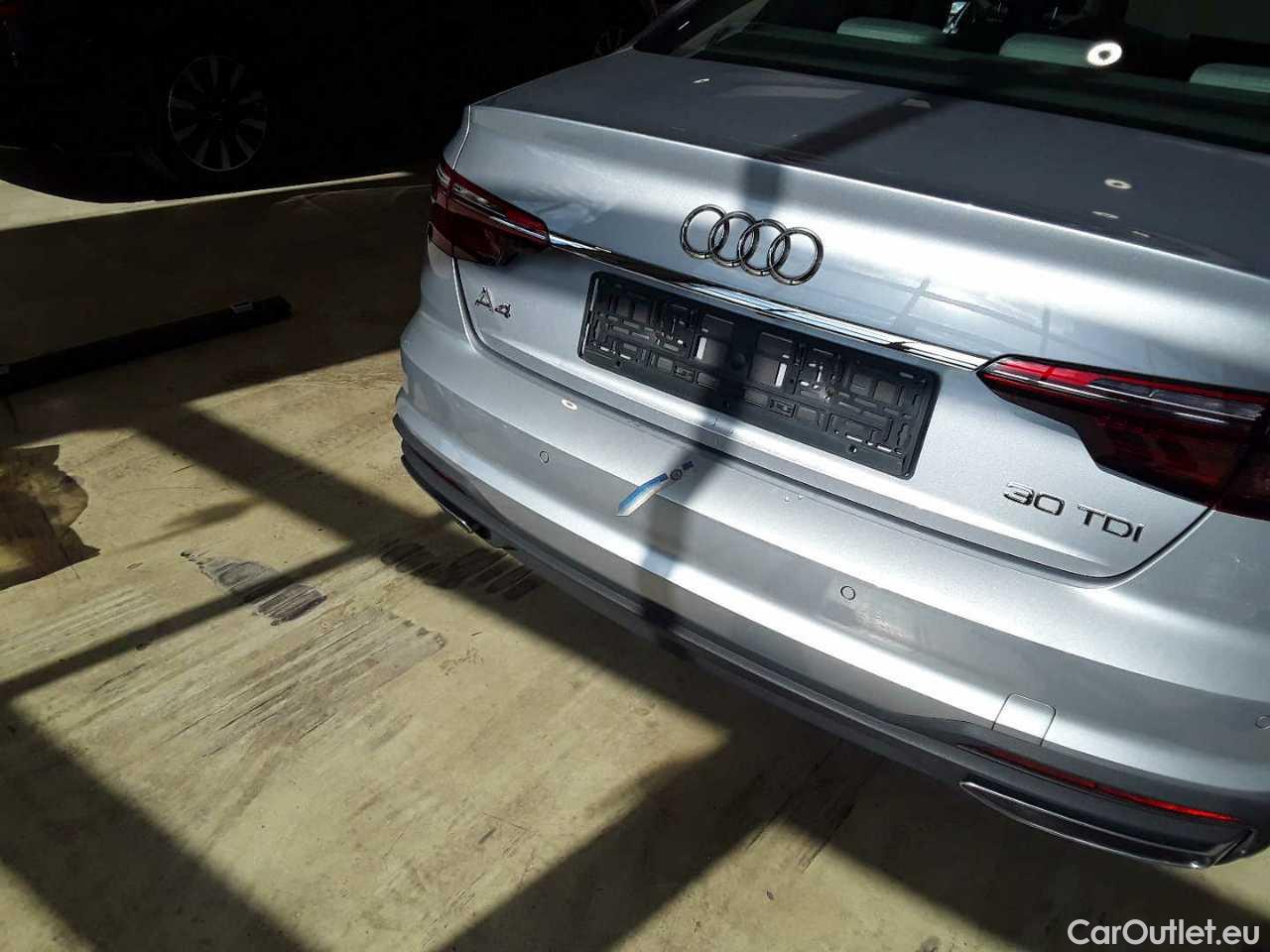 Audi  A4 30 TDI S tronic - Automatic Diesel/Electric  39 #23