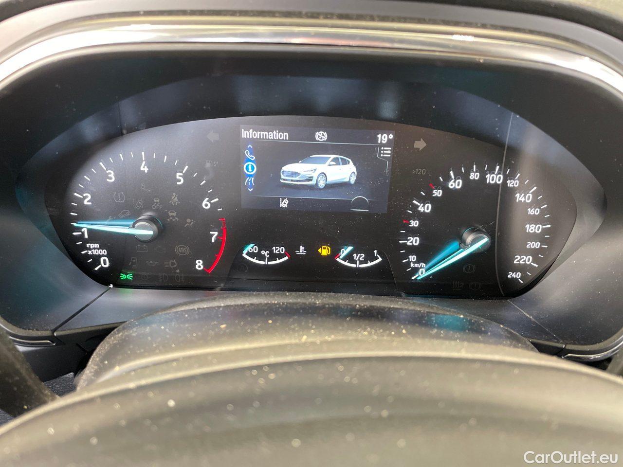 Ford  Focus 1.0 EcoBoost Start-Stopp-System Titanium Manual Petrol  30 #8
