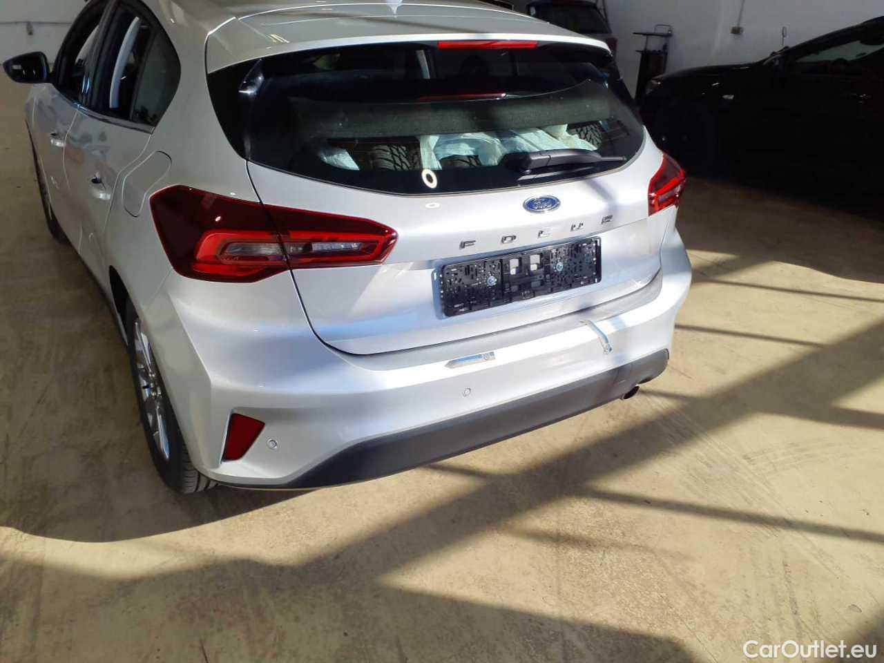 Ford  Focus 1.0 EcoBoost Start-Stopp-System Titanium Manual Petrol  28 #30