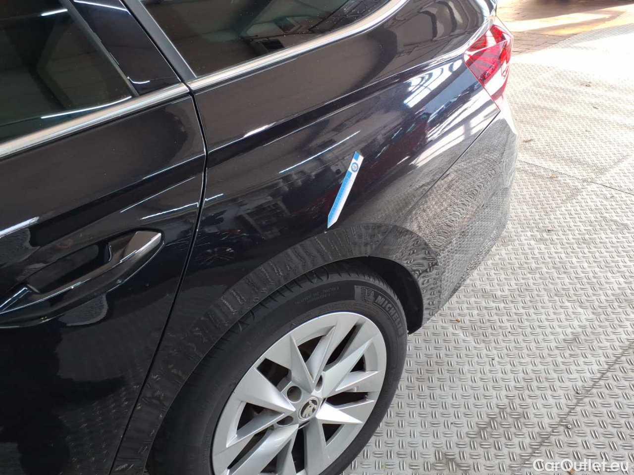 Skoda  Octavia Combi 2.0 TDI DSG First Edition Automatic Diesel  23 #38