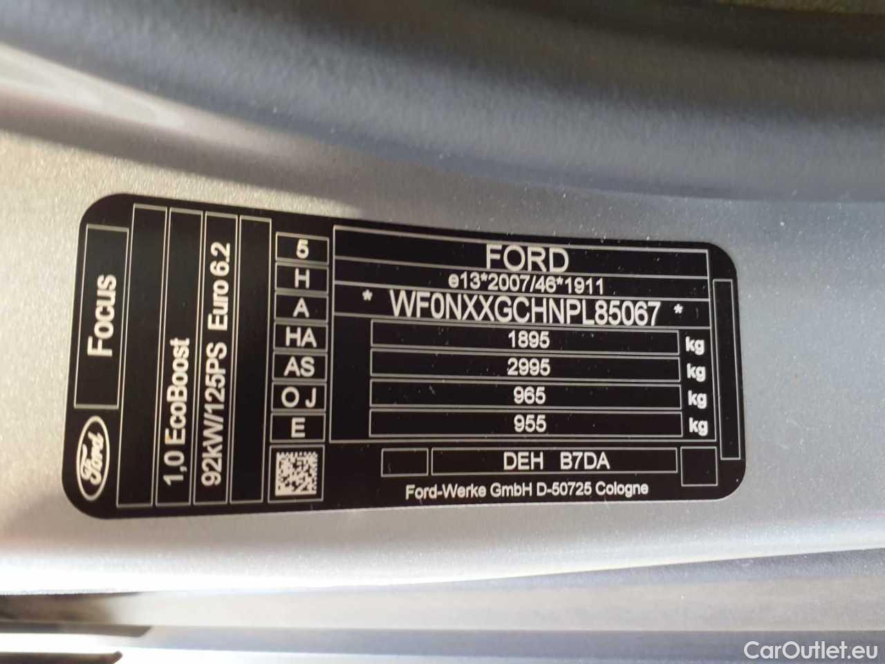 Ford  Focus 1.0 EcoBoost Start-Stopp-System Titanium Manual Petrol  28 #12
